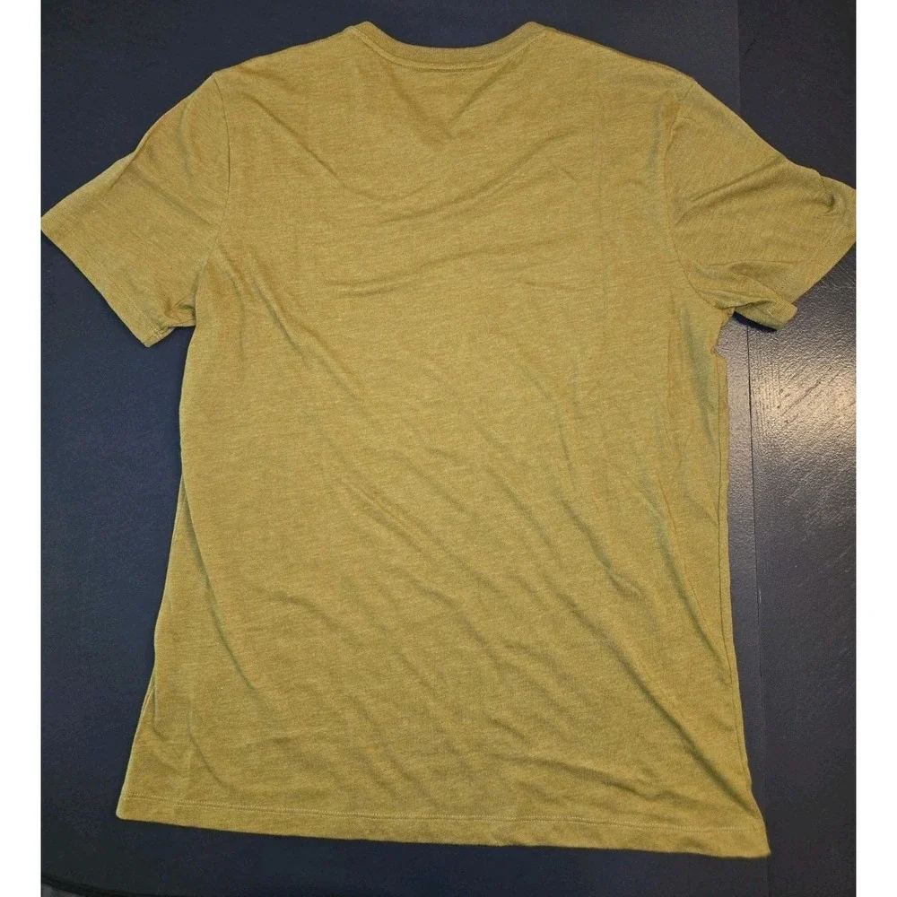 Banana Republic Men's Fitted Vee Short Sleeve V-neck T-shirtMilitaryGreen Size M